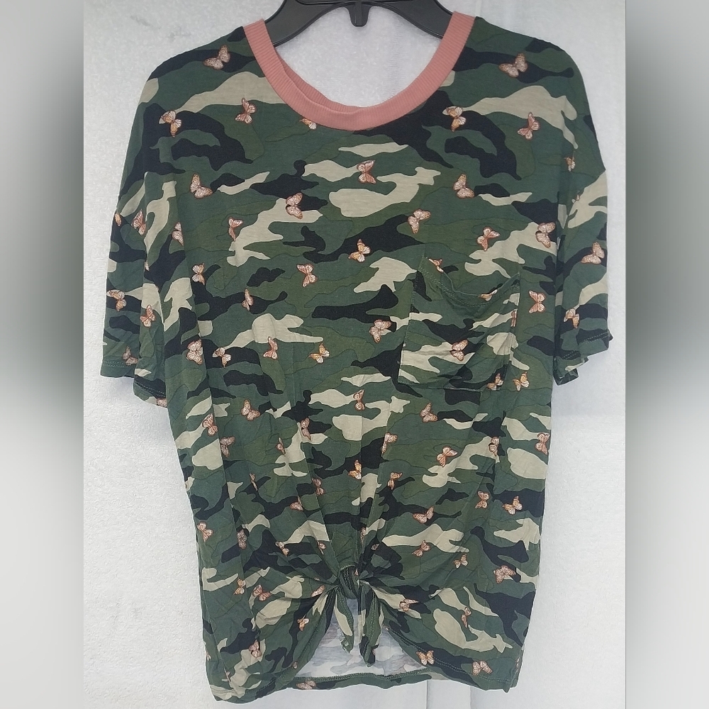 No Boundaries Junior Womens Camouflage Butterfly Short Sleeve Shirt Sz L 11-13